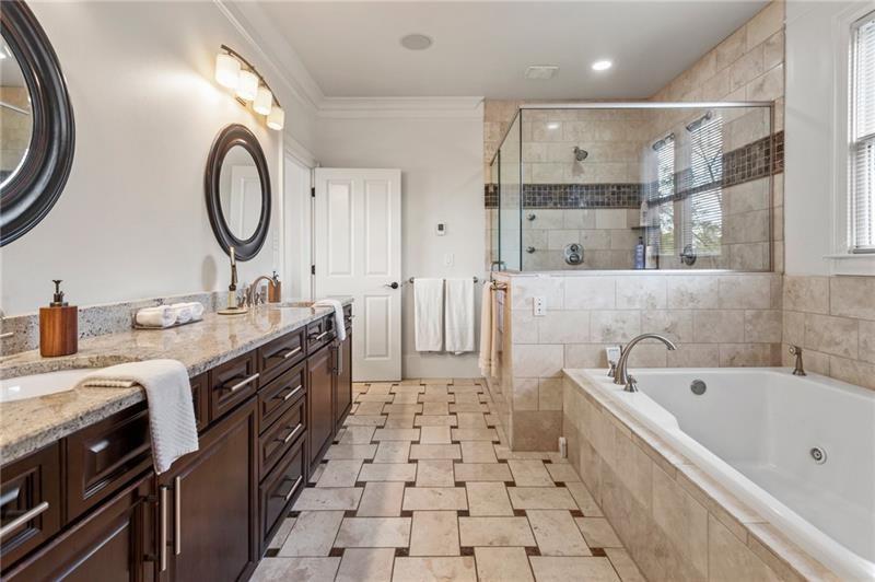 629 Boulevard Ne Property Photo 39