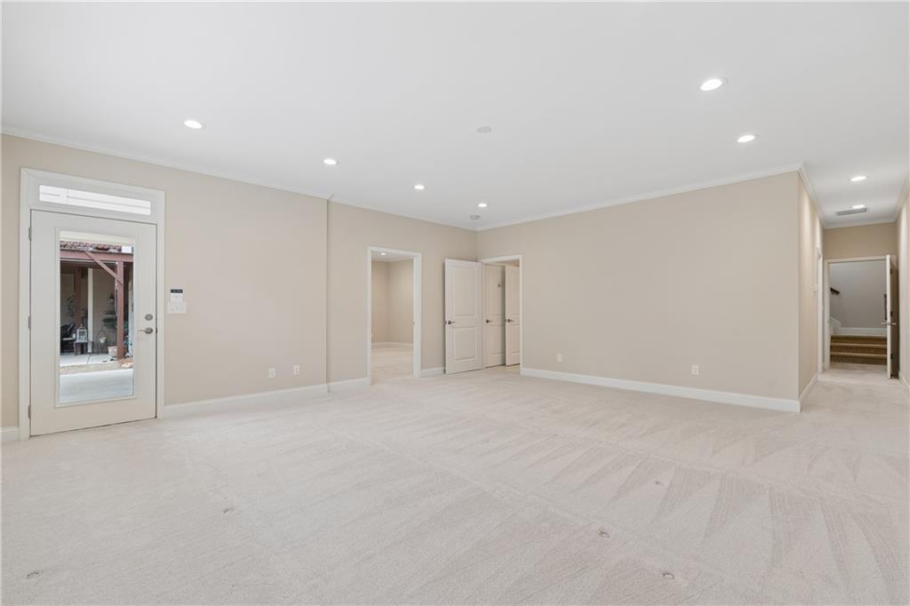 4024 Great Pine Drive Property Photo 36