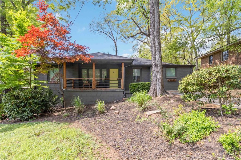 2447 Hazel Drive Se Property Photo 2