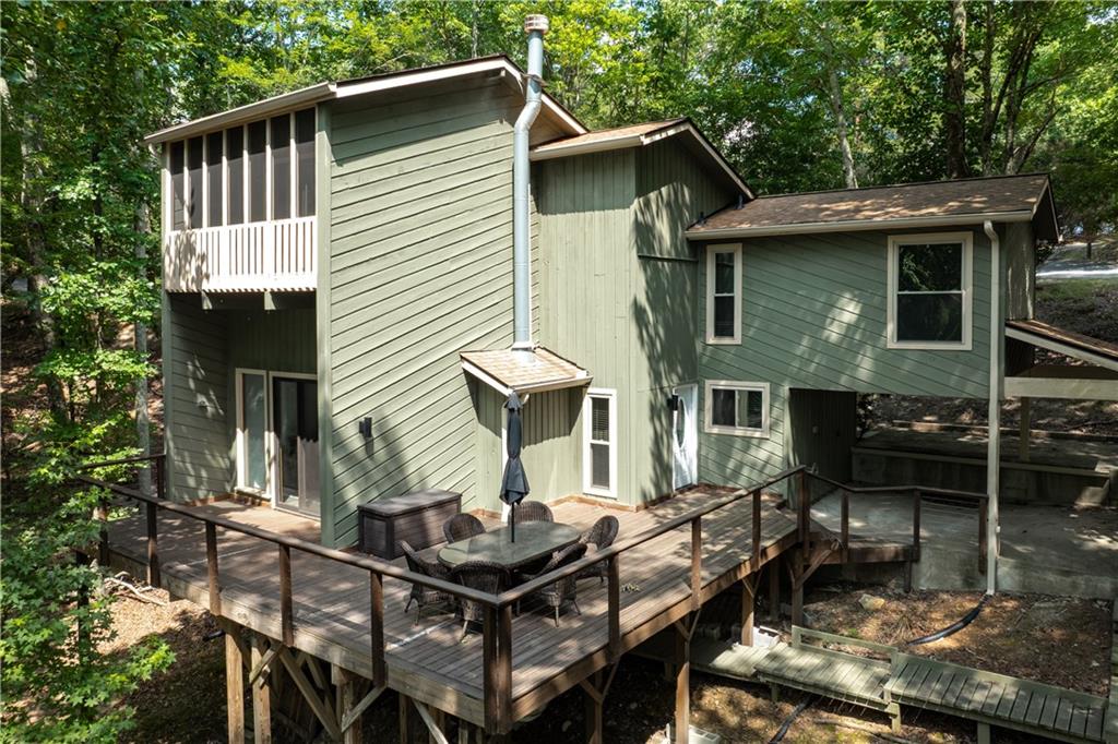 102 Jack Pine Court Property Photo 1