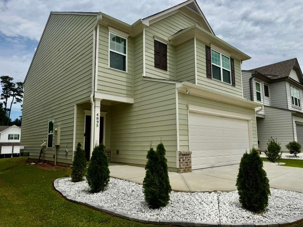 4895 Hillstone Drive Property Photo 3
