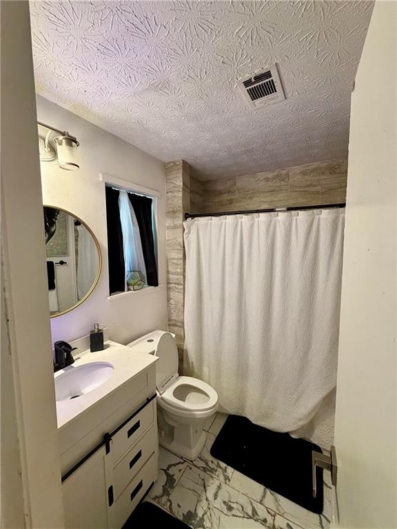 693 Utoy Circle Property Photo 13
