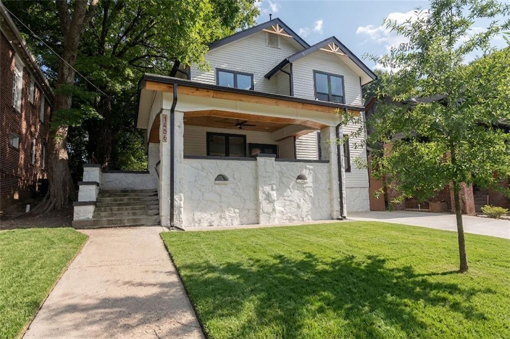 1456 S Gordon Street Sw Property Photo 1