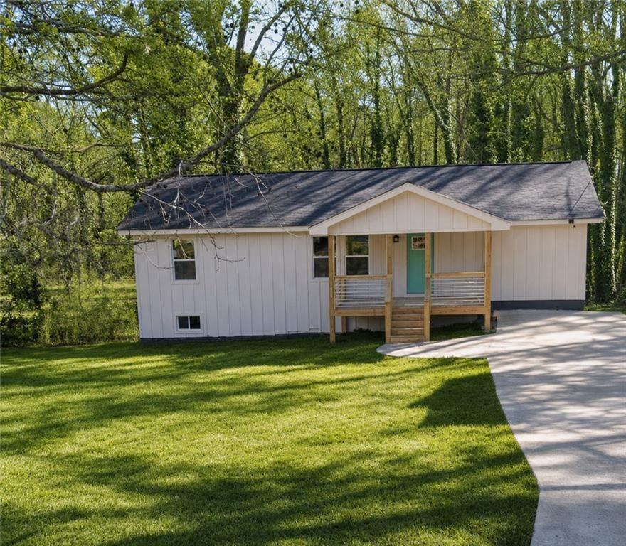 2128 Kimberly Road Sw Property Photo 1