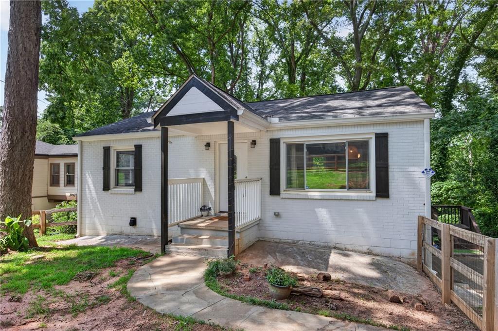 2162 Doris Drive Property Photo 1