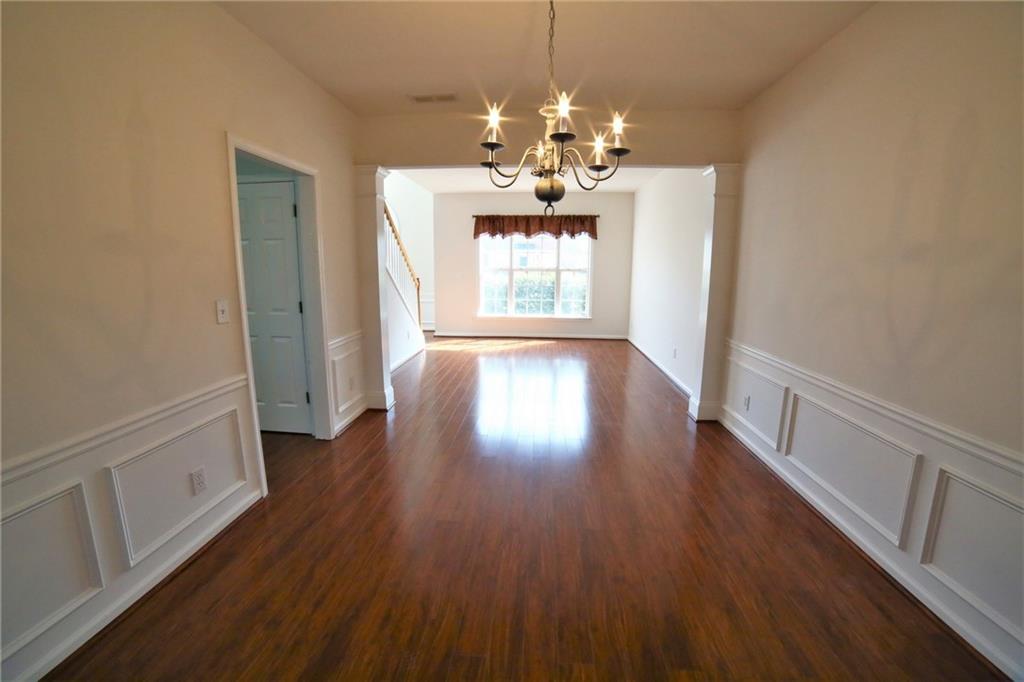 8305 Grenadier Trail Property Photo 8