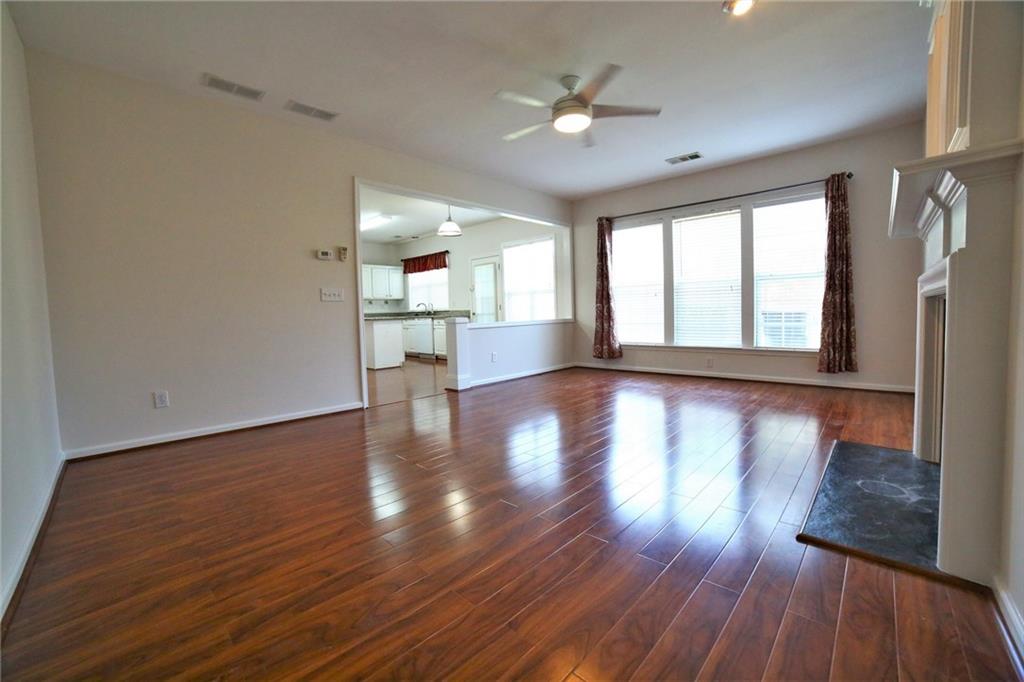 8305 Grenadier Trail Property Photo 13