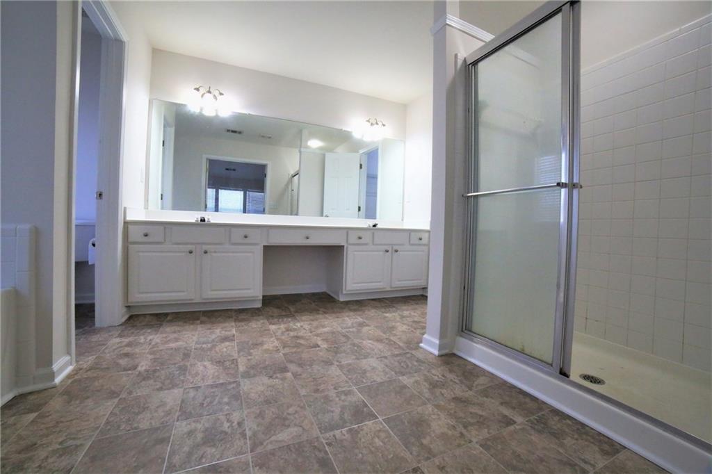8305 Grenadier Trail Property Photo 23