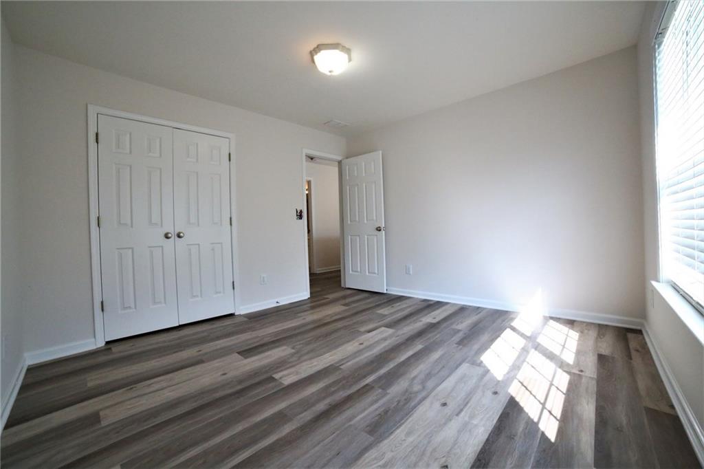 8305 Grenadier Trail Property Photo 31