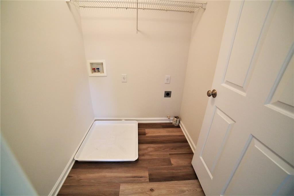 8305 Grenadier Trail Property Photo 35