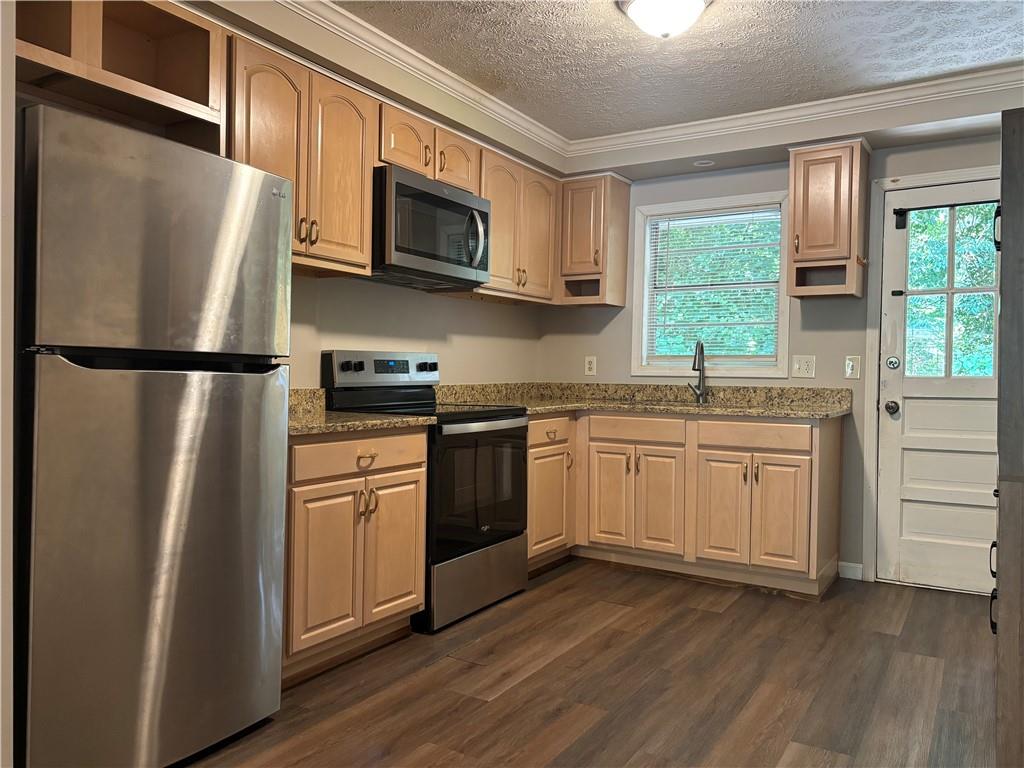 152 Fields Landing Drive Unit B Property Photo 8