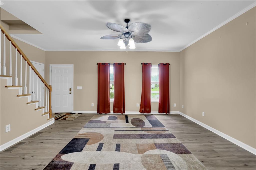 5465 Mashburn Drive Property Photo 4