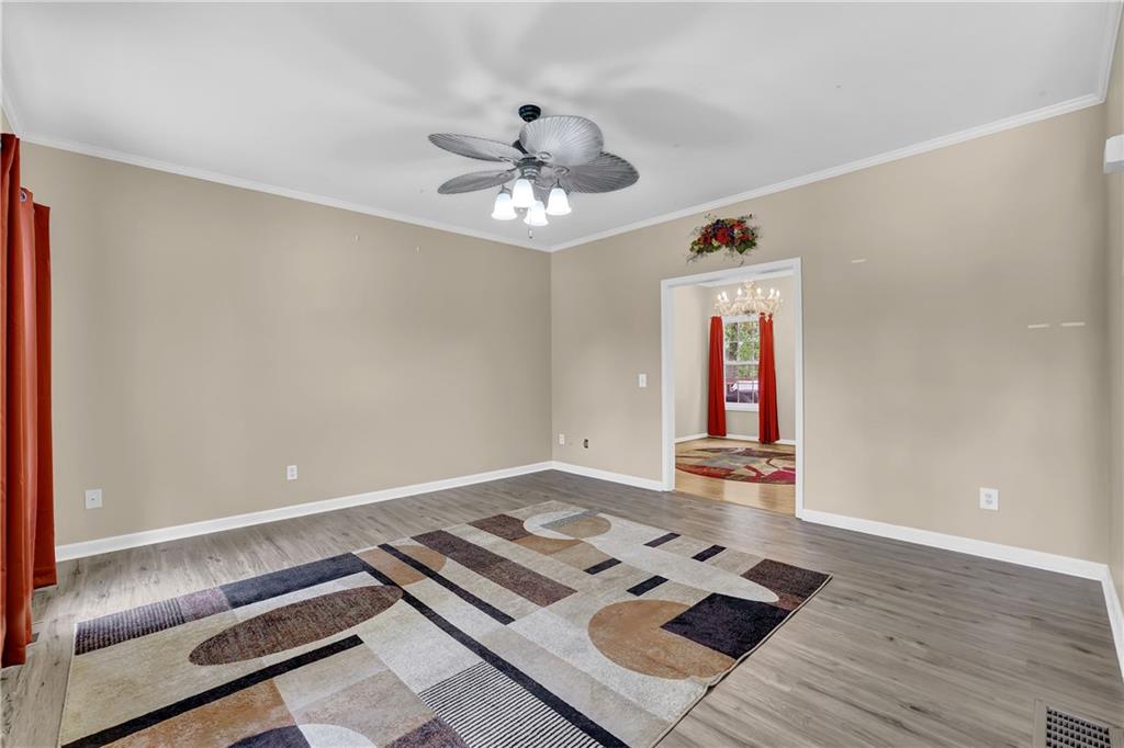 5465 Mashburn Drive Property Photo 9