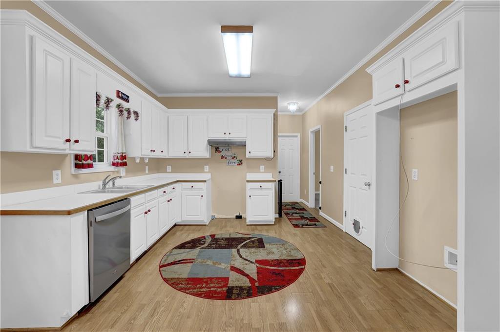 5465 Mashburn Drive Property Photo 13