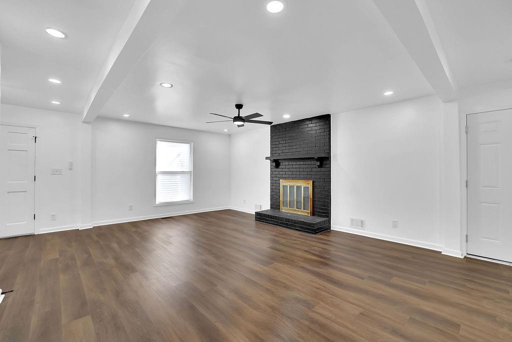 4247 Bingham Court Property Photo 3