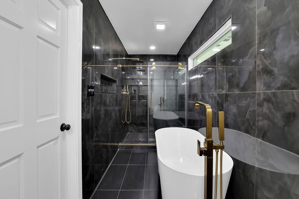 4247 Bingham Court Property Photo 23