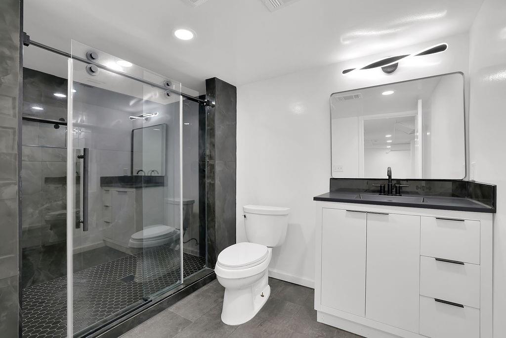 4247 Bingham Court Property Photo 28