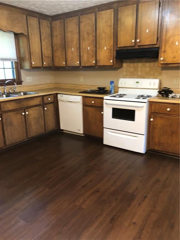 7798381 Property Photo 6
