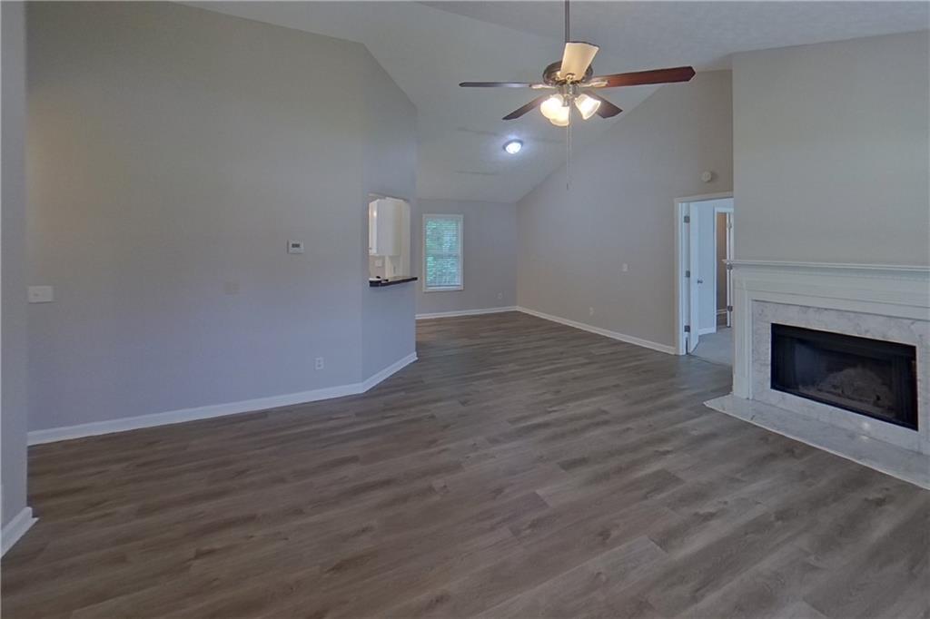 7798389 Property Photo 2