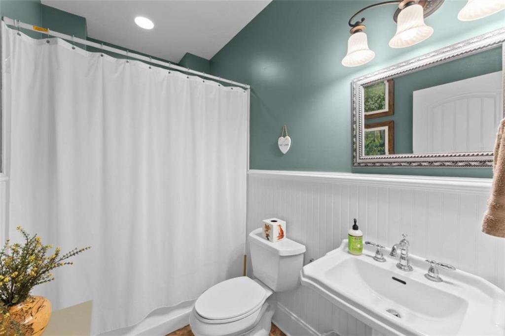 746 Plum Lane Property Photo 9