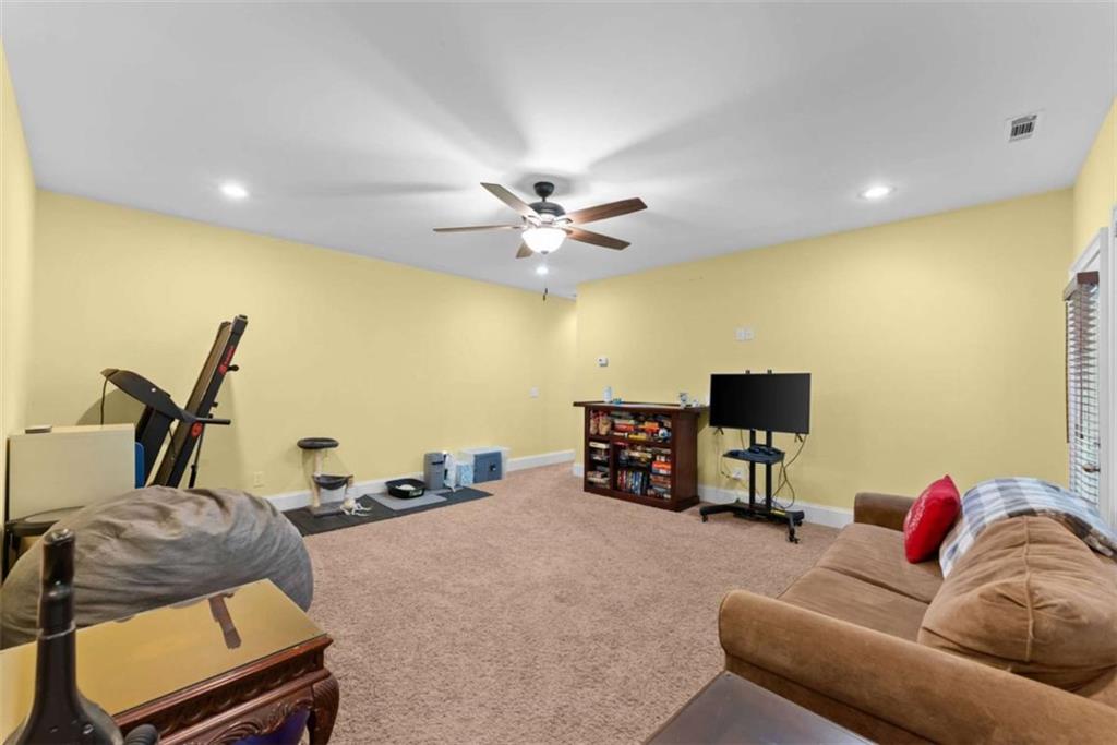 746 Plum Lane Property Photo 31