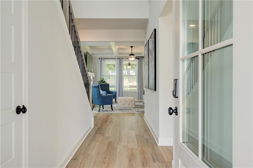 60 Avian Way Property Photo 4