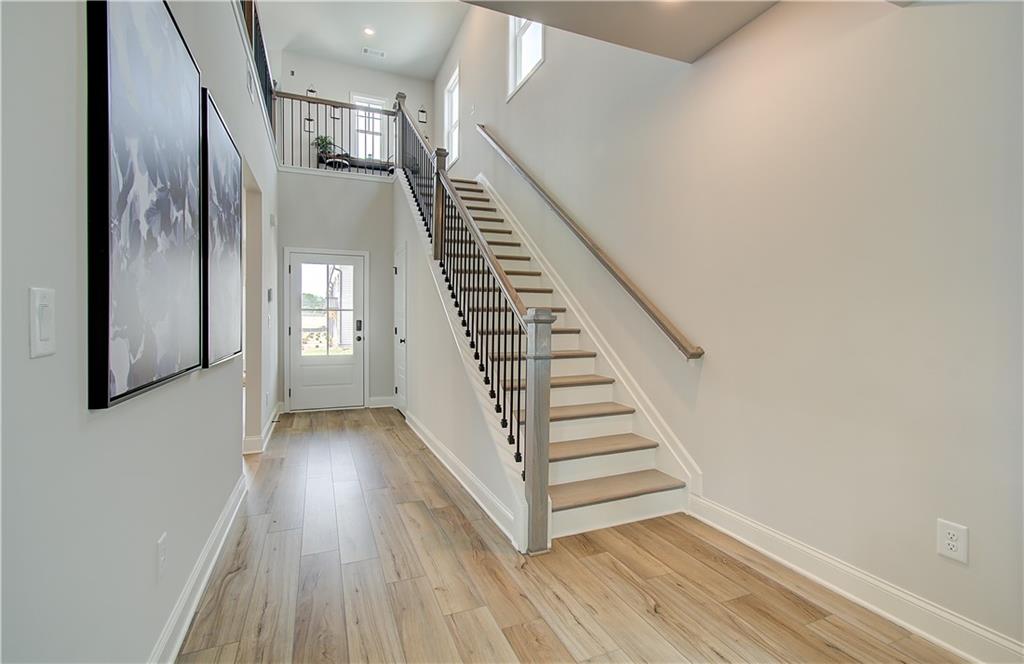 60 Avian Way Property Photo 5