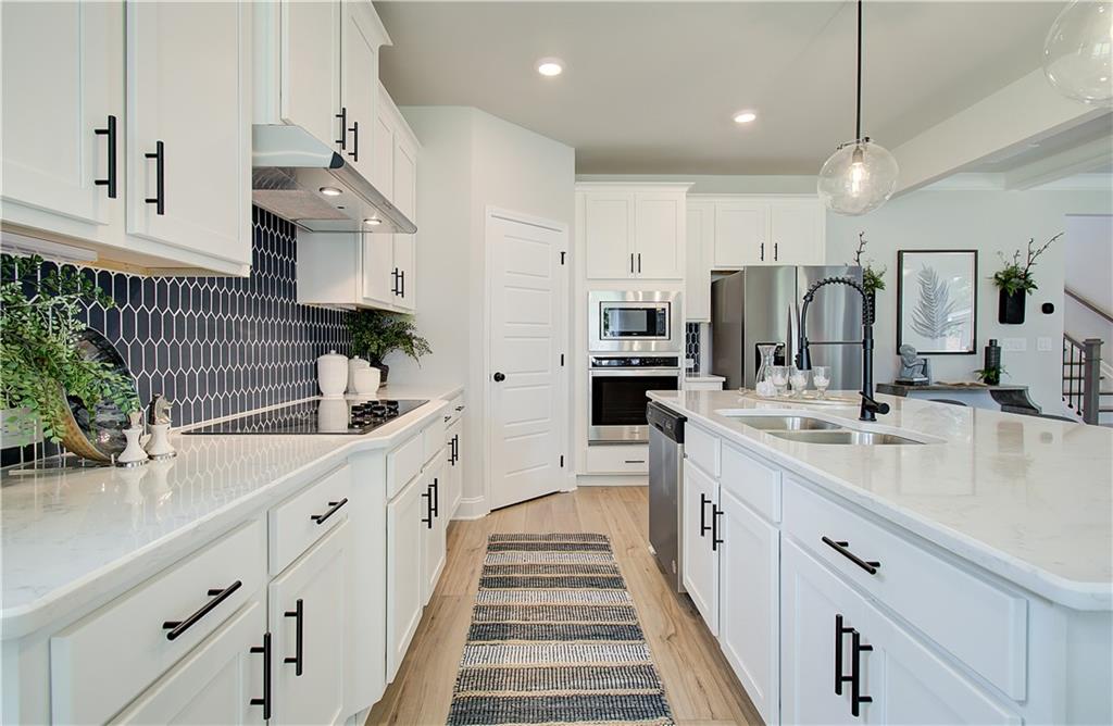 60 Avian Way Property Photo 11