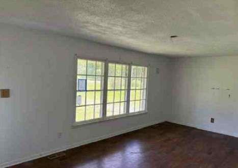1190 Asphalt Rock Rd Property Photo 7
