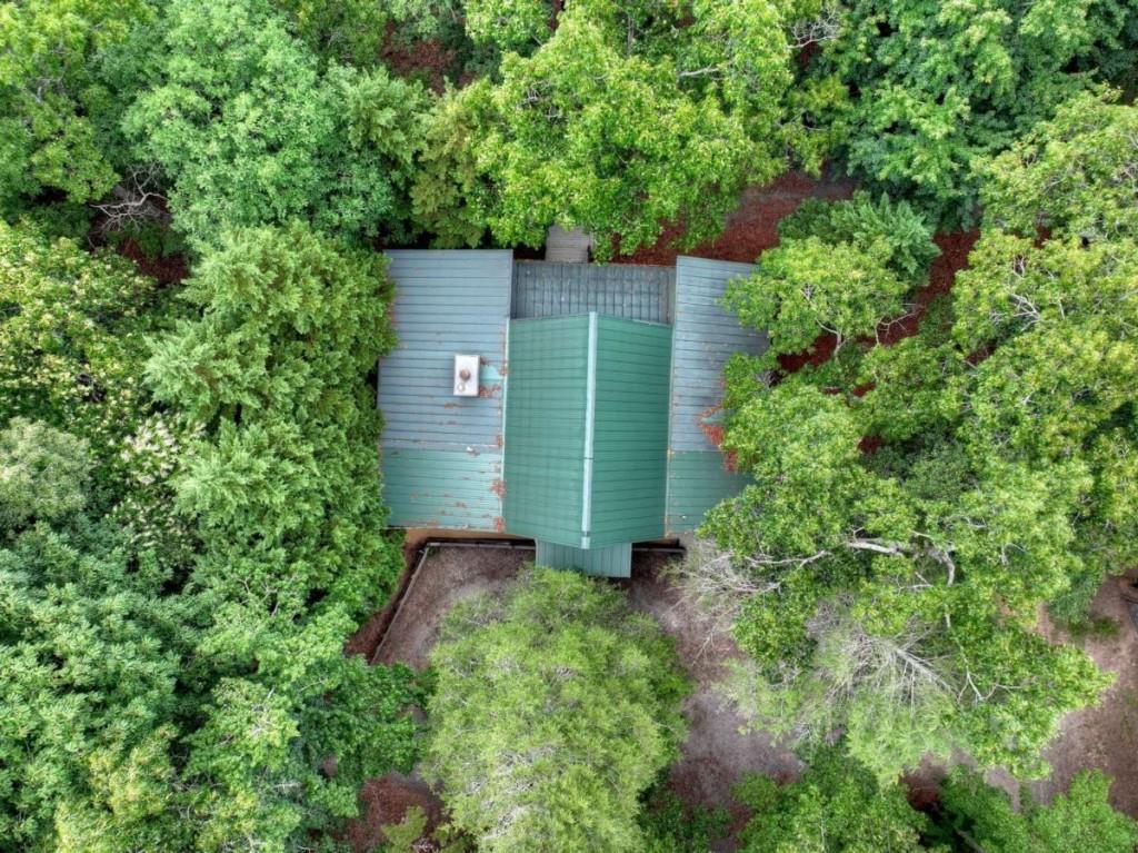 246 Uphill Road Property Photo 9