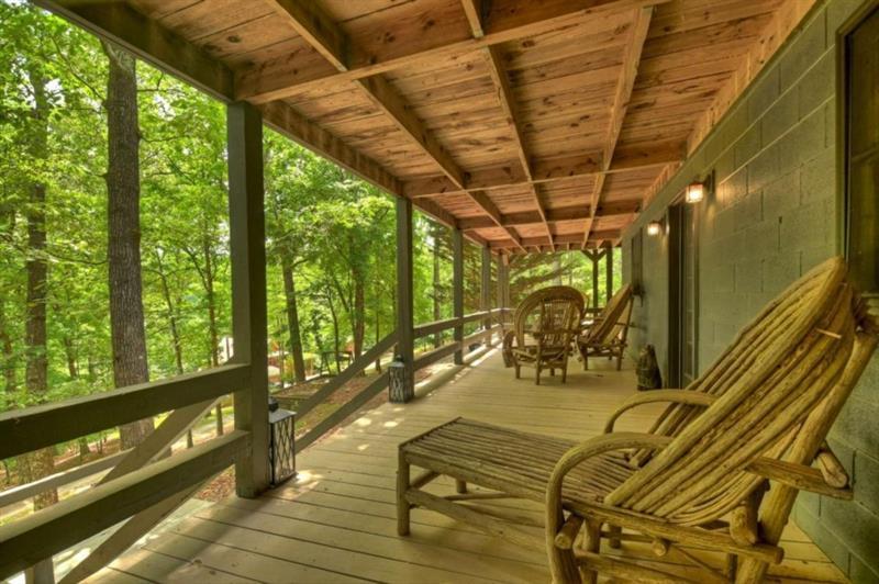 246 Uphill Road Property Photo 18