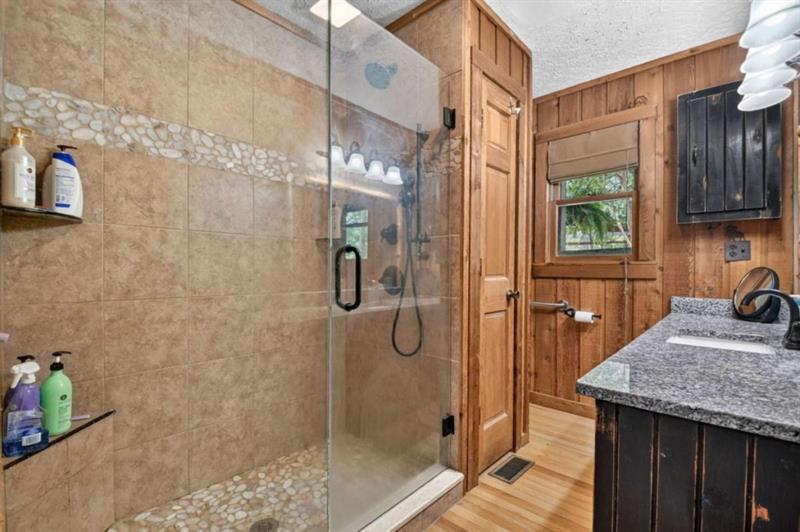 246 Uphill Road Property Photo 28