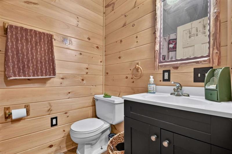 246 Uphill Road Property Photo 44