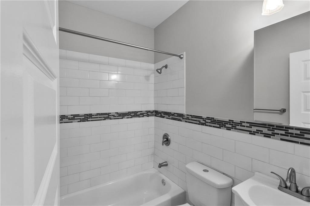 1837 Dunlap Avenue Property Photo 16