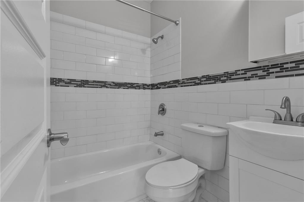 1837 Dunlap Avenue Property Photo 17