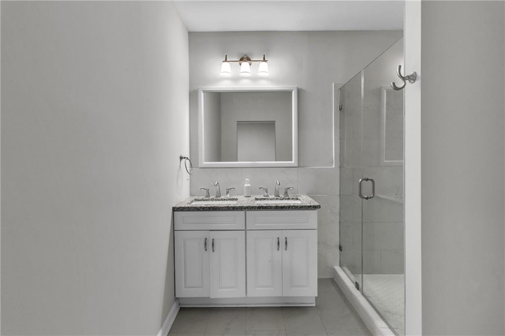 1837 Dunlap Avenue Property Photo 21