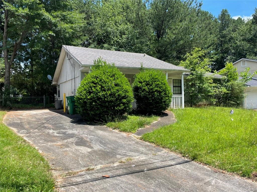 2177 Jonathan Avenue Property Photo 5