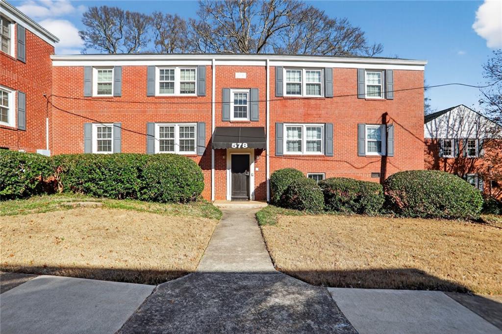 578 Goldsboro Road NE Unit D Property Photo 1
