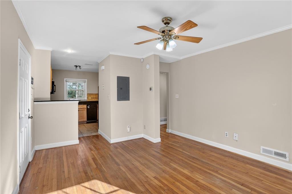 578 Goldsboro Road Ne Unit D Property Photo 5