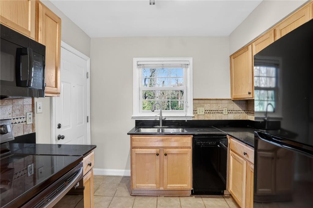 578 Goldsboro Road Ne Unit D Property Photo 7