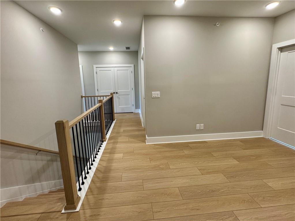 913 Echo Park Drive Property Photo 19