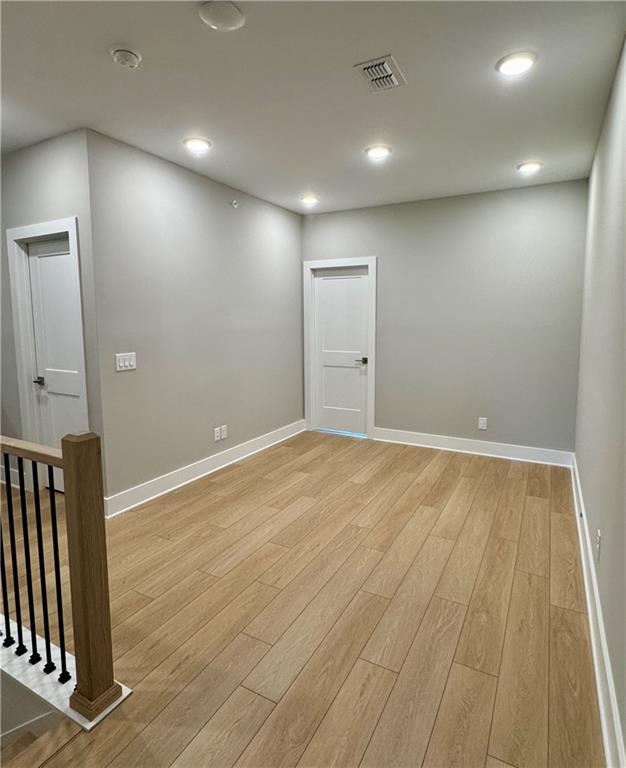 913 Echo Park Drive Property Photo 20
