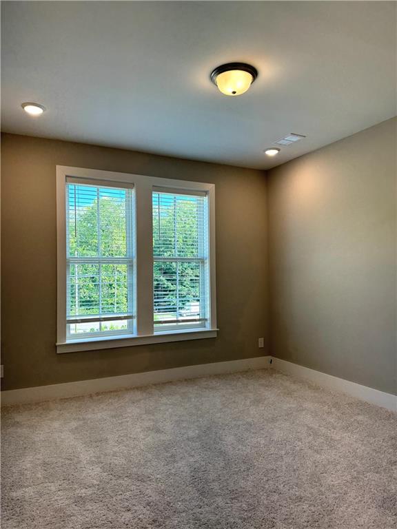 913 Echo Park Drive Property Photo 22