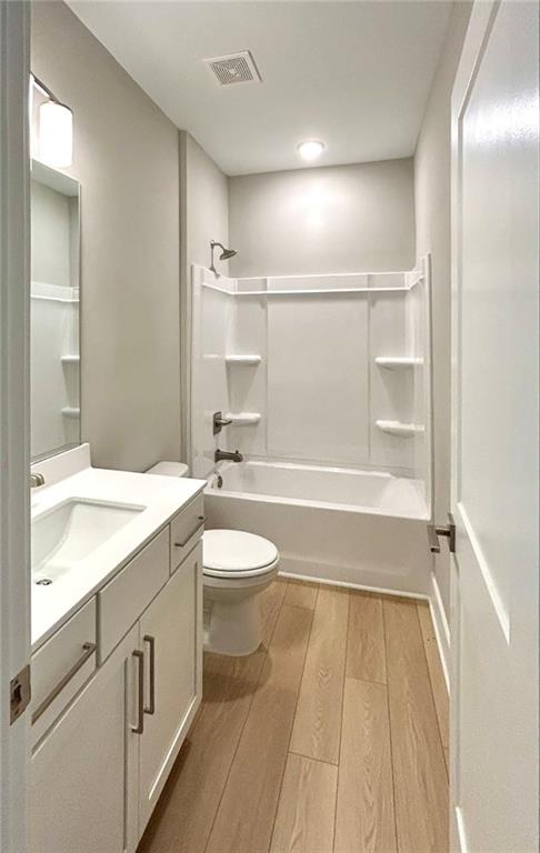 913 Echo Park Drive Property Photo 24