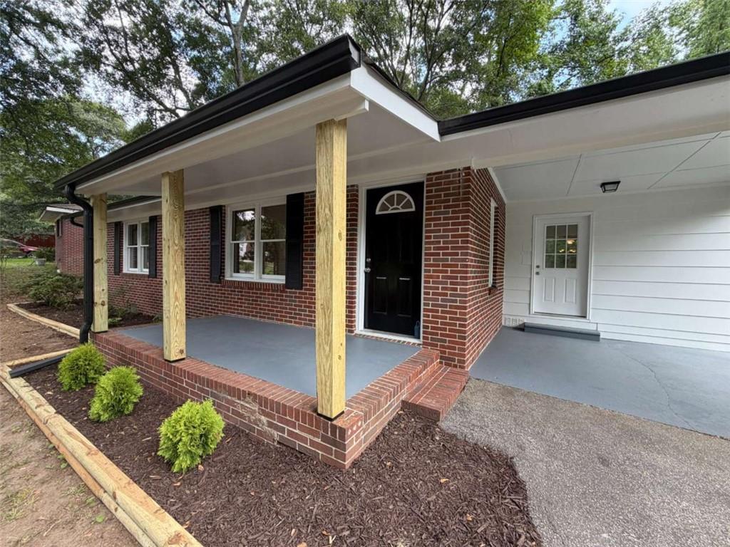 135 Martha Street Property Photo 11