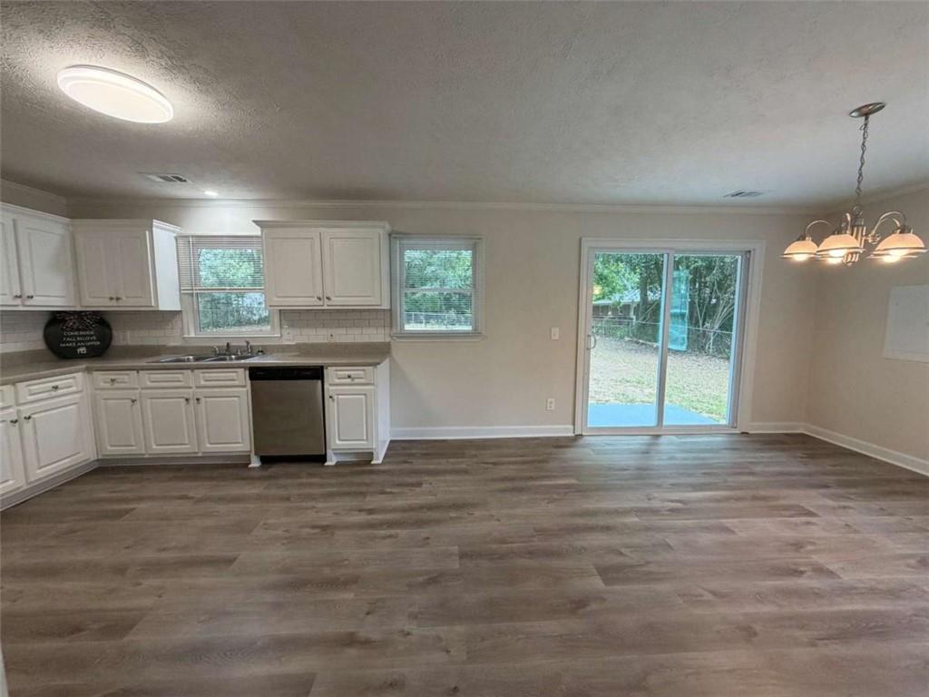 135 Martha Street Property Photo 16