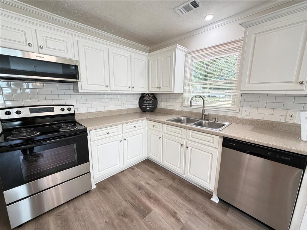 135 Martha Street Property Photo 29