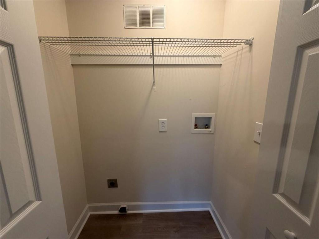 135 Martha Street Property Photo 41