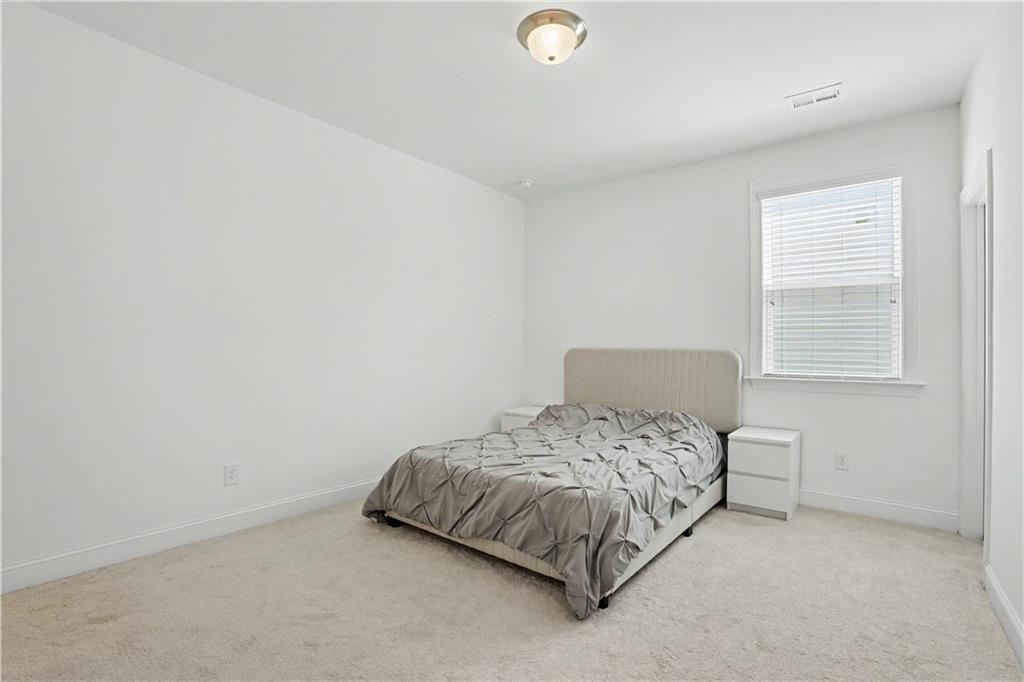 2812 Girard Lane Property Photo 17