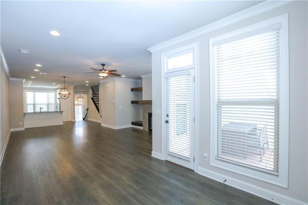 2117 Parkside Glen View Property Photo 7
